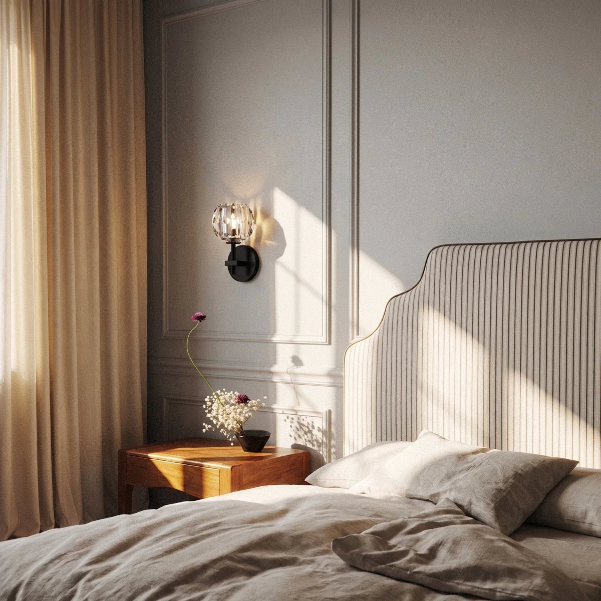 Cristo Wall Lamp