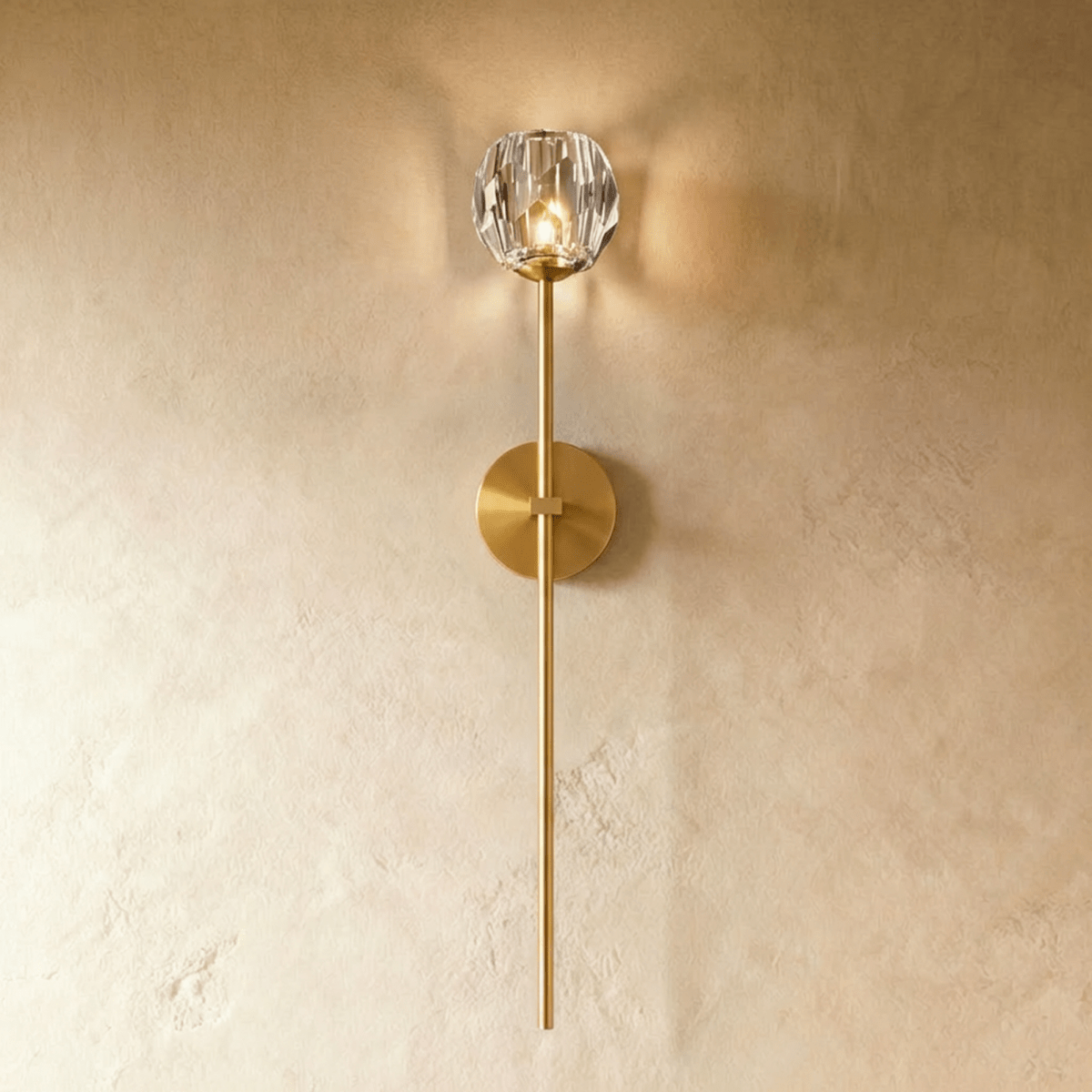 Cristo Wall Lamp