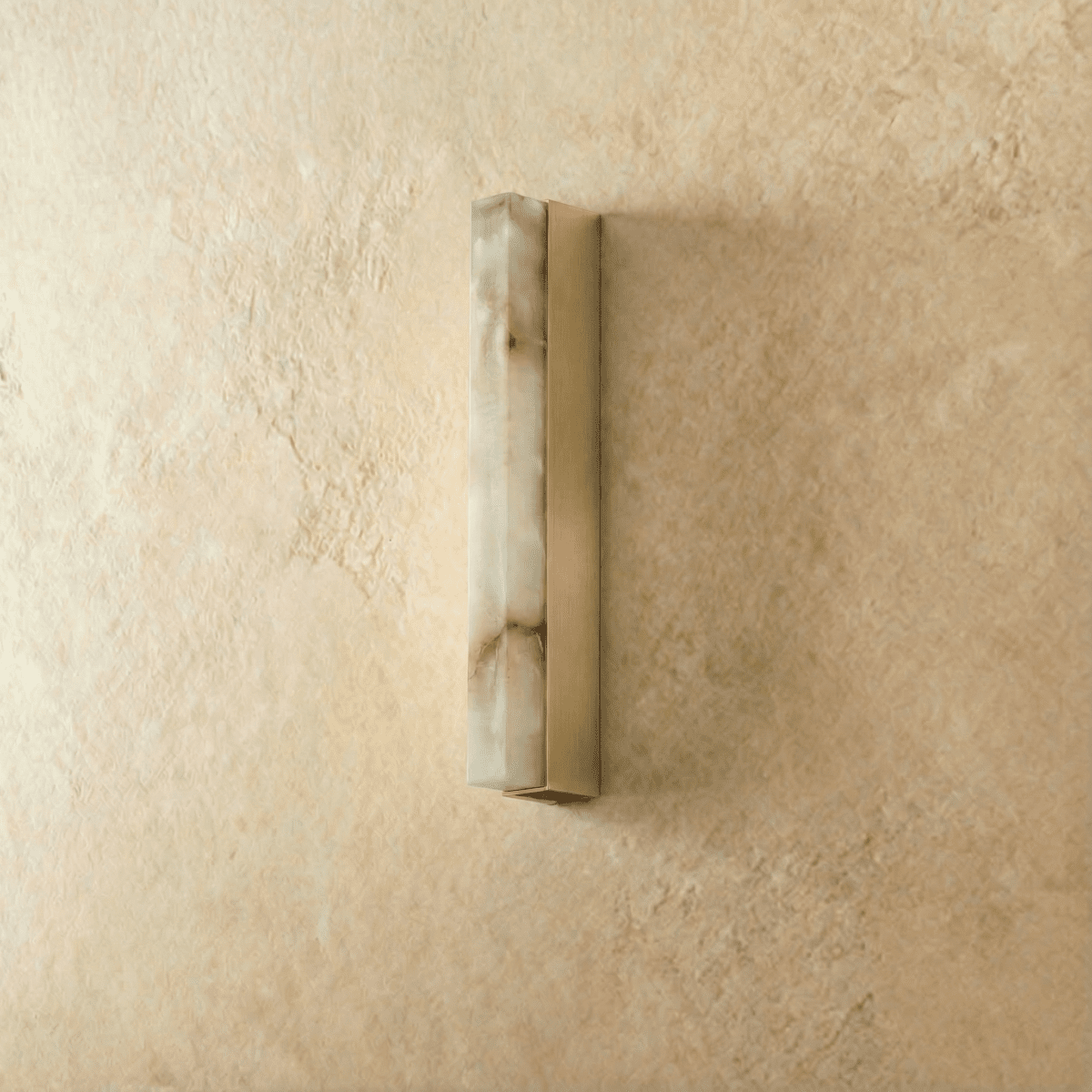 Eclate Alabaster Wall Lamp