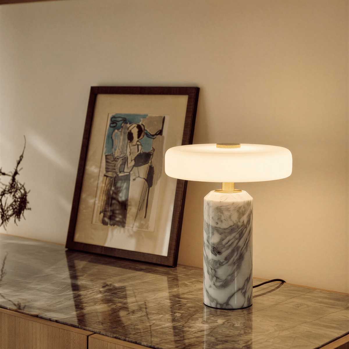 Elio Table Lamp