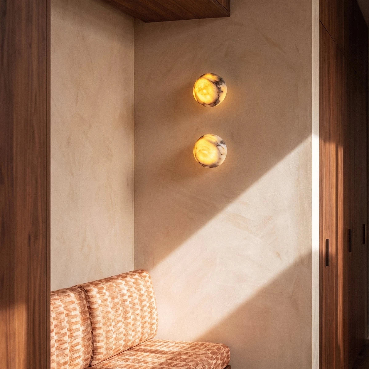 Elune Wall Lamp