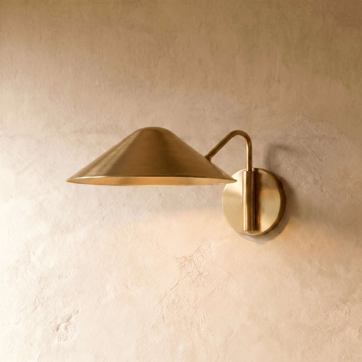 Elvane Wall Lamp