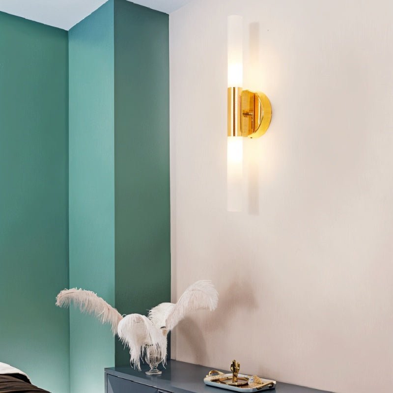 Ena Wall Lamp