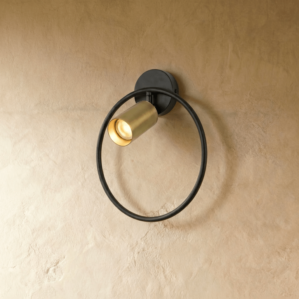 Eryx Wall Lamp