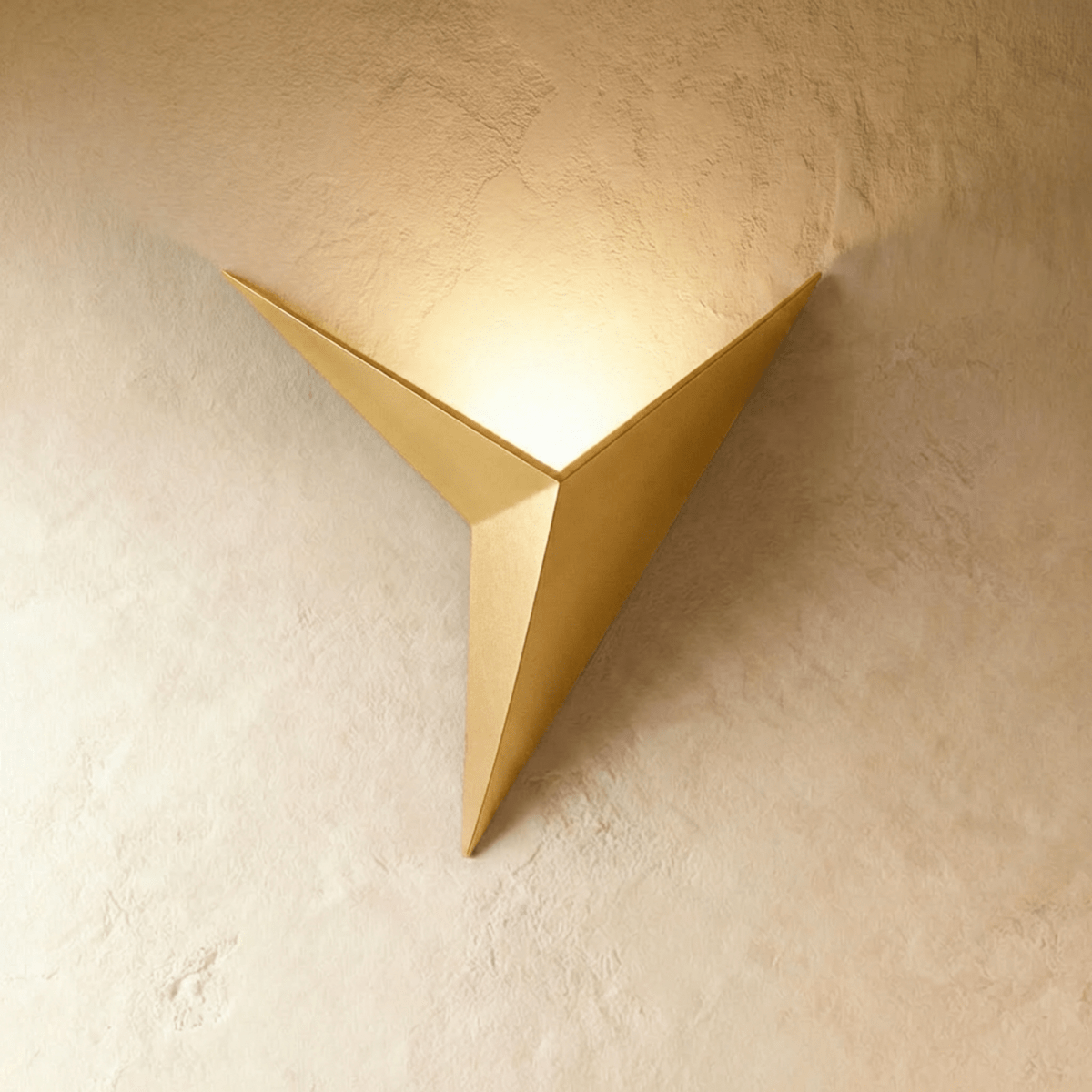 Ezio Wall Lamp