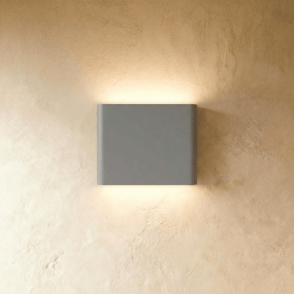 Femi Wall Lamp