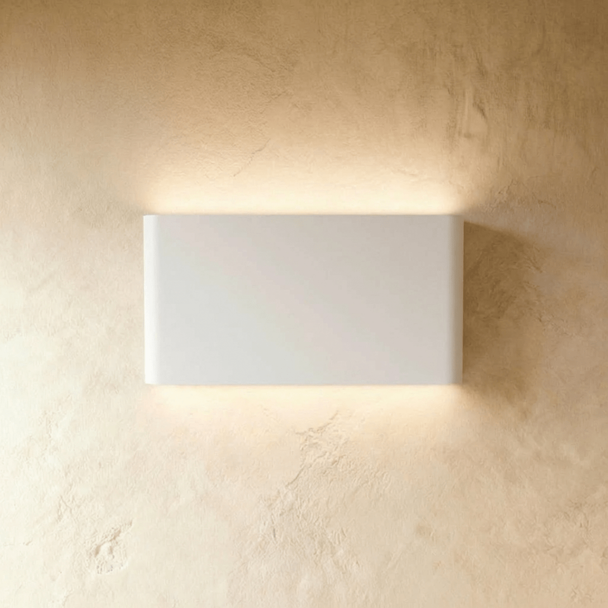 Femi Wall Lamp