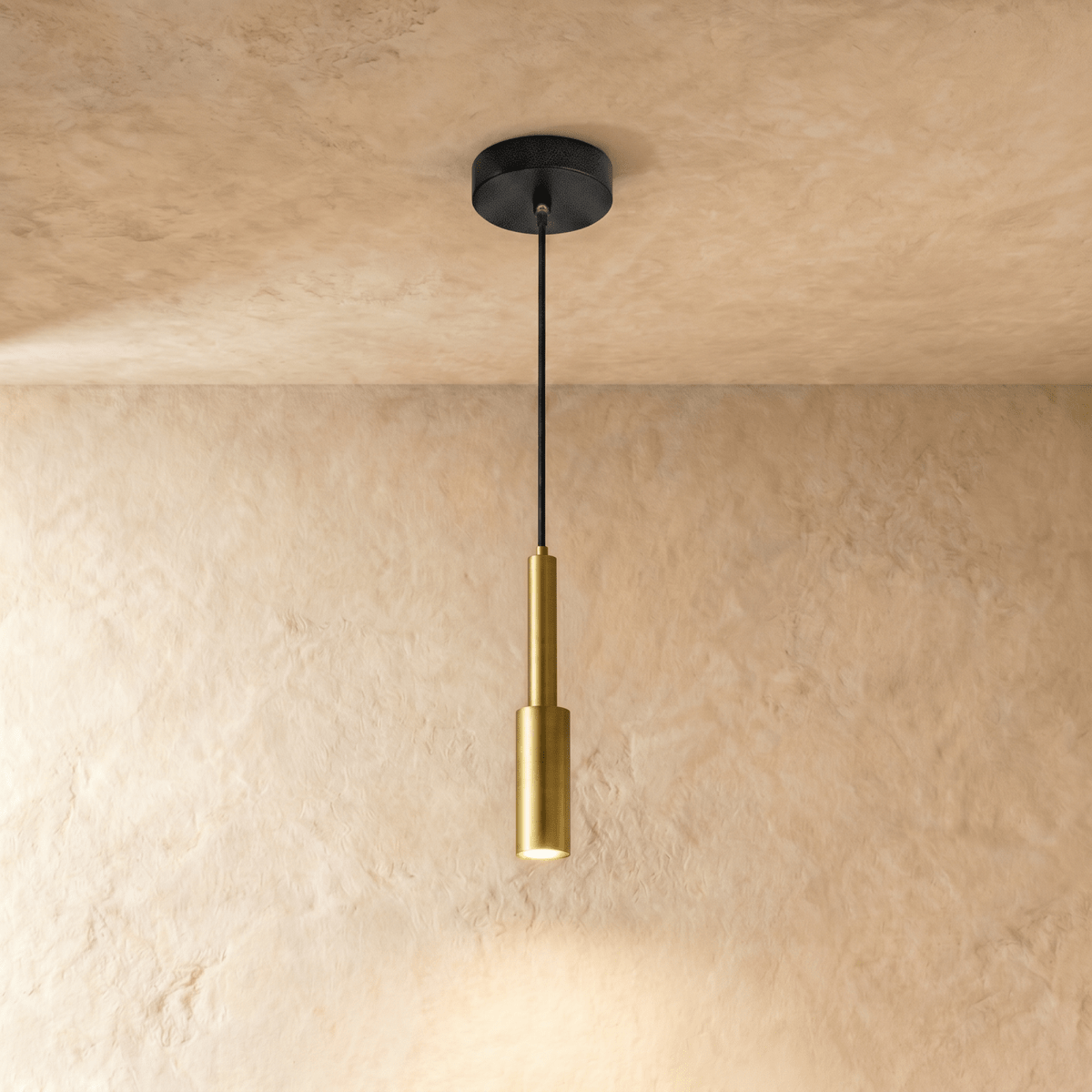 Foser Pendant Light