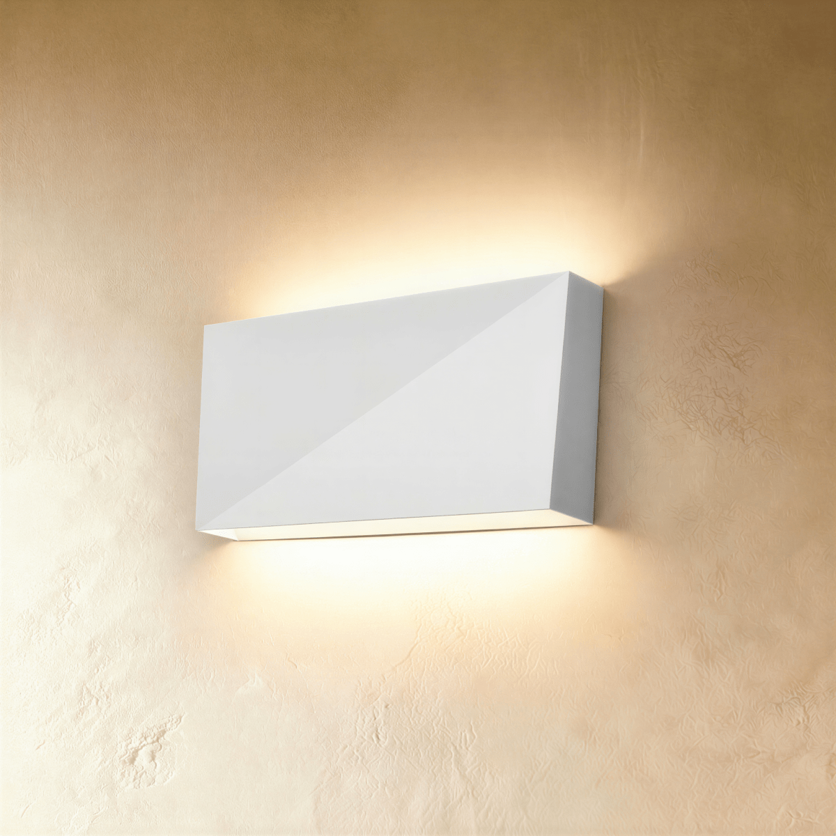 Fynne Wall Lamp