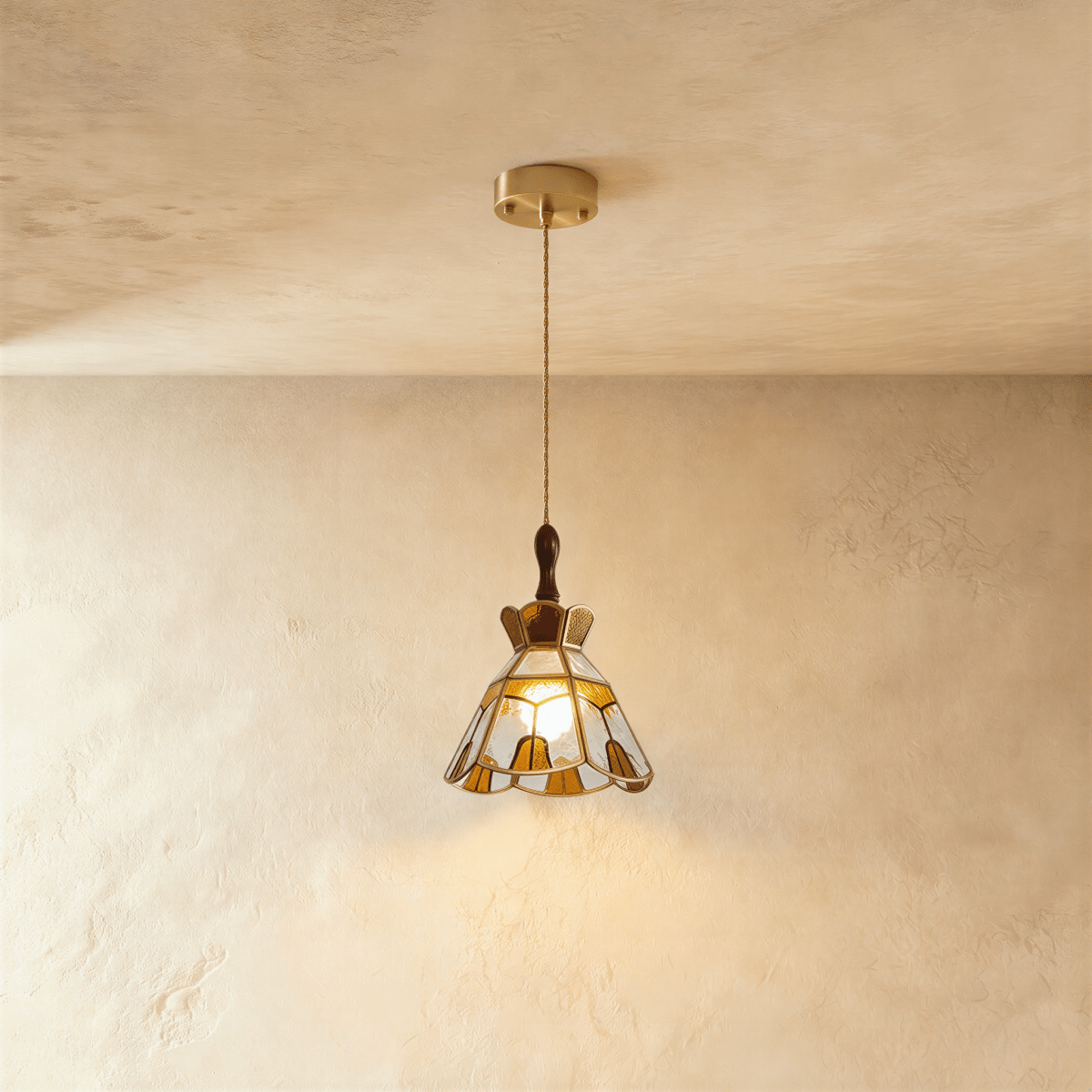 Fyon Pendant Light