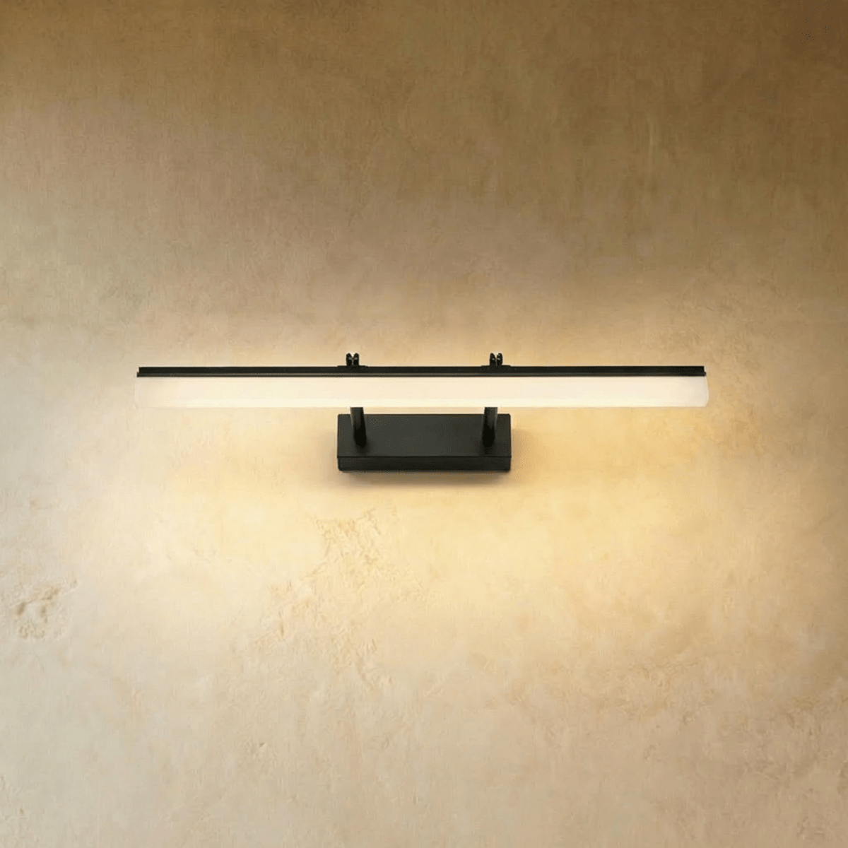 Gryllis Wall Lamp