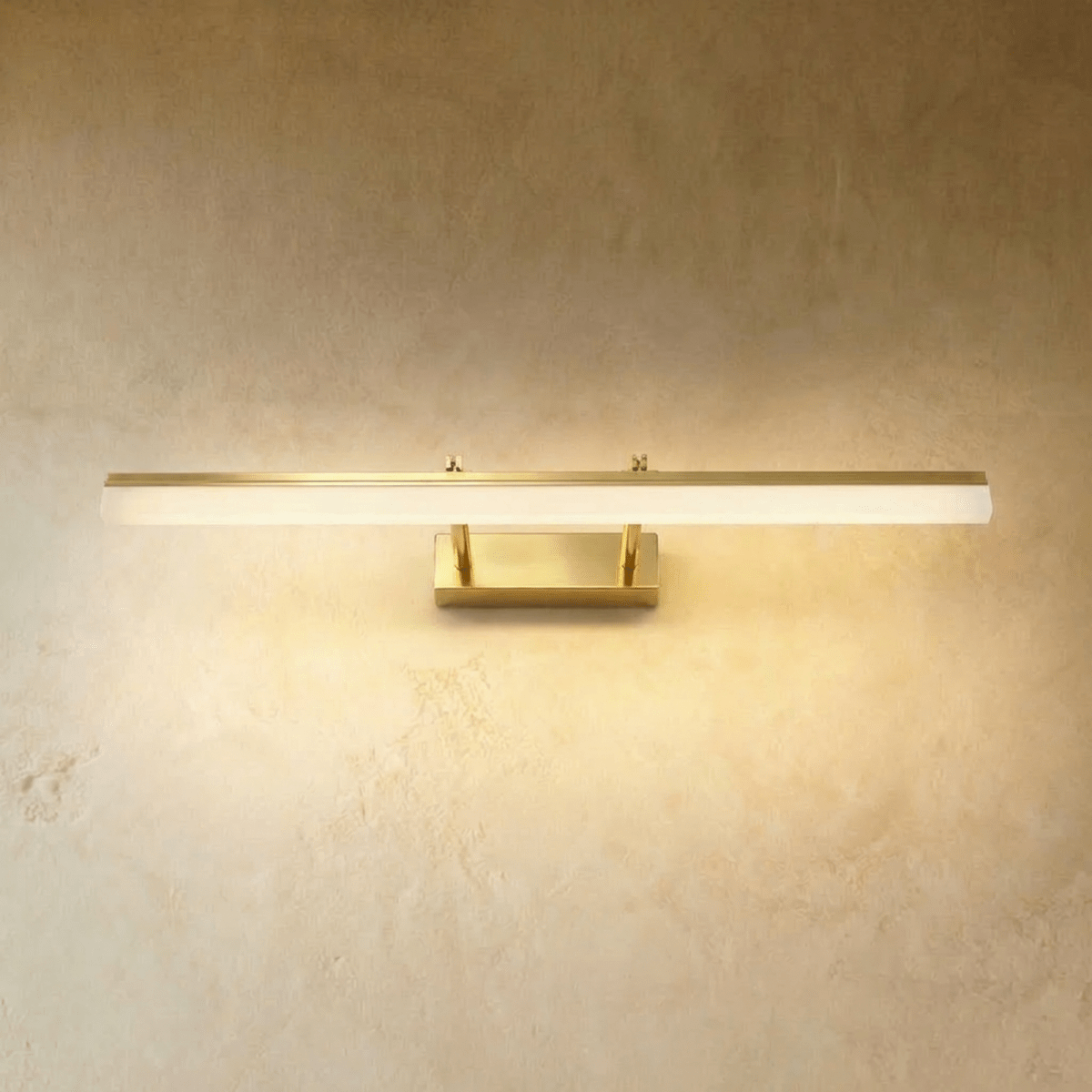 Gryllis Wall Lamp