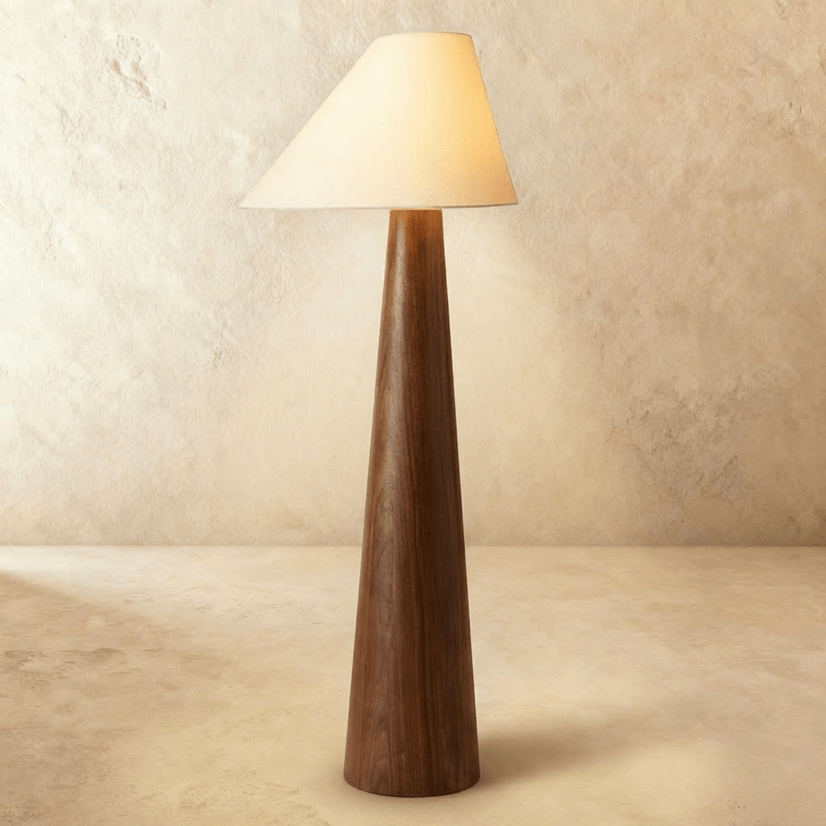 Holza Floor Lamp