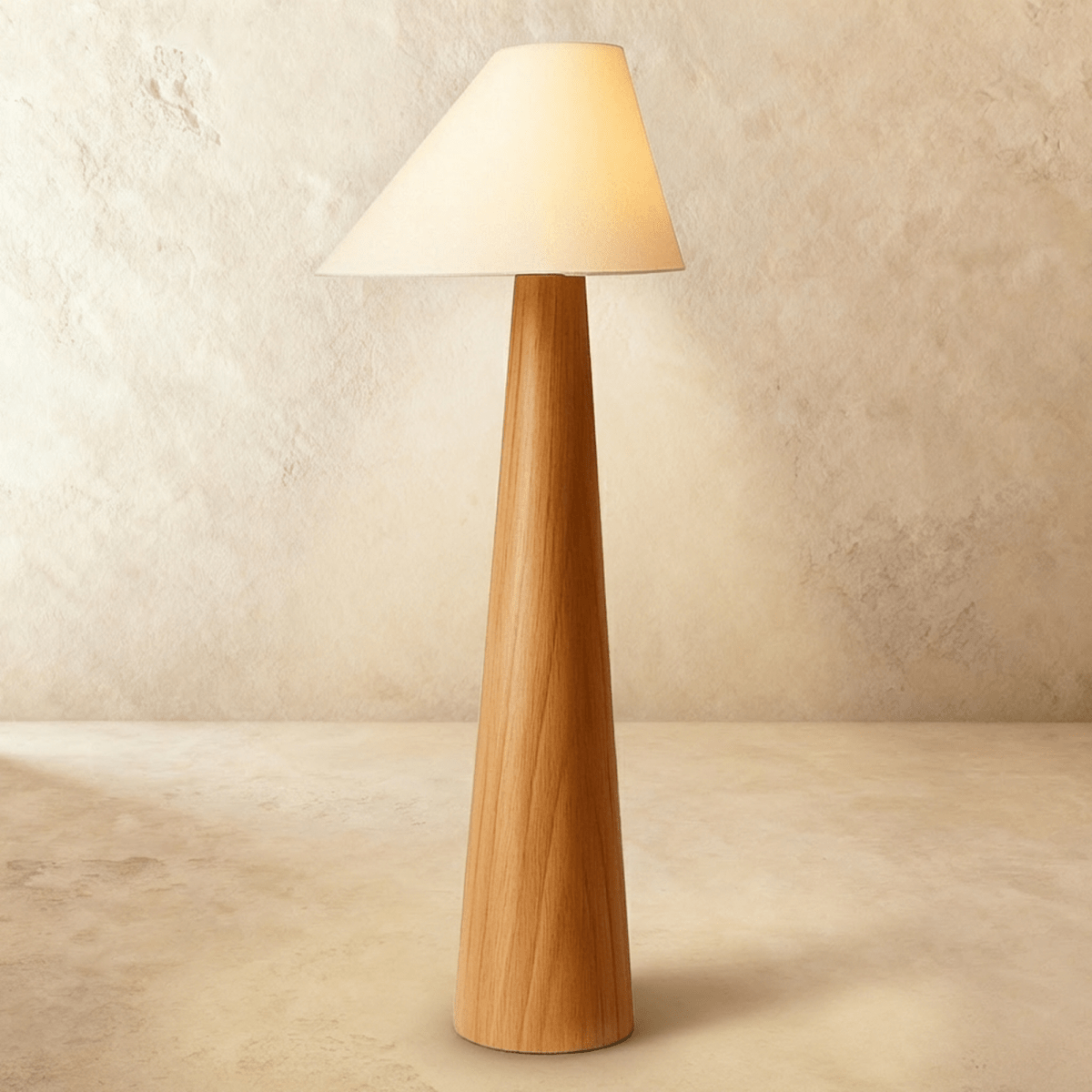 Holza Floor Lamp