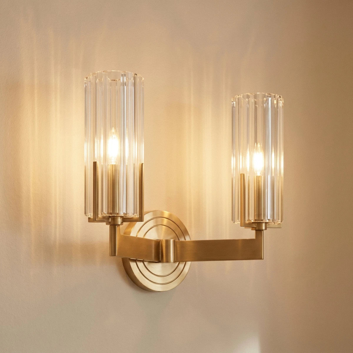 Insula Wall Lamp