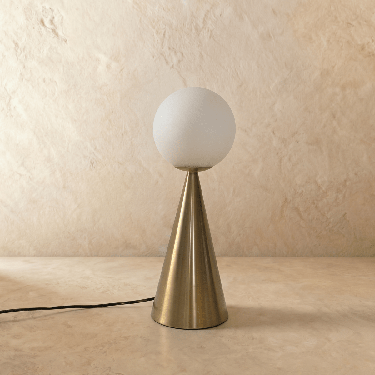 Jadeed Table Lamp