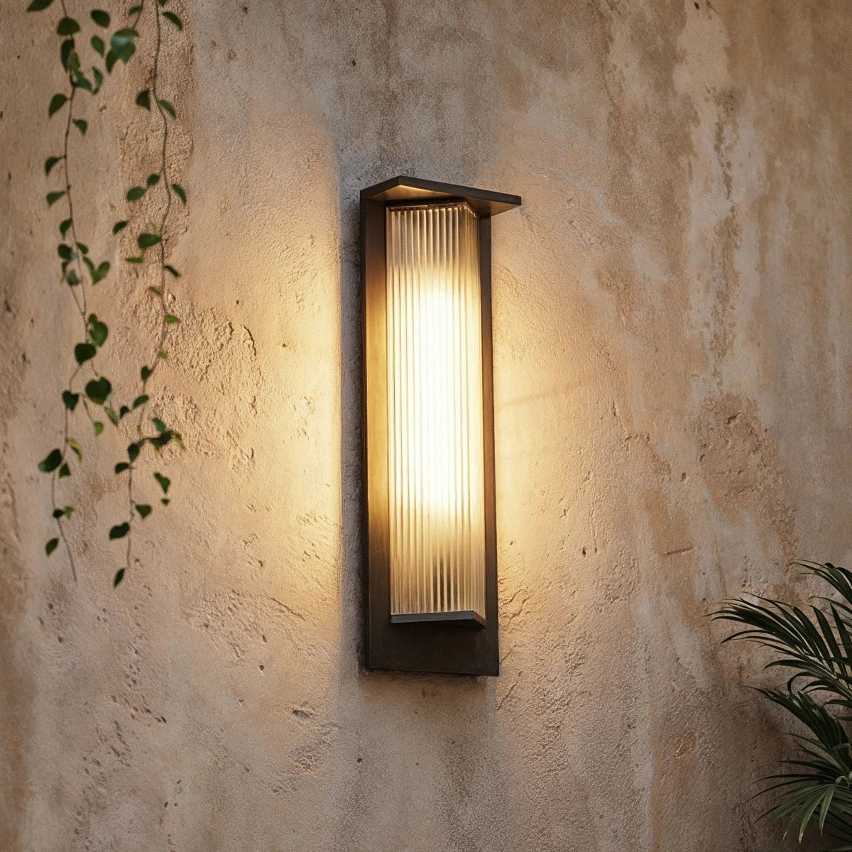 Karasi Outdoor Wall Lamp