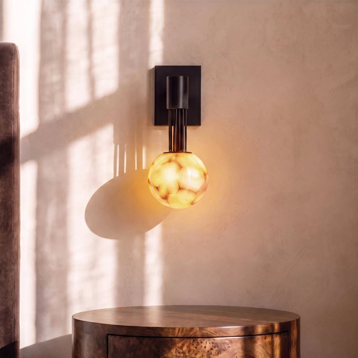 Karvox Wall Lamp