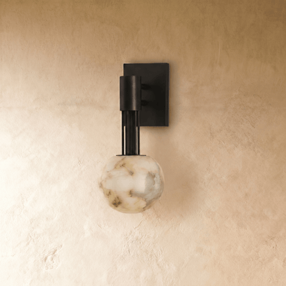 Karvox Wall Lamp