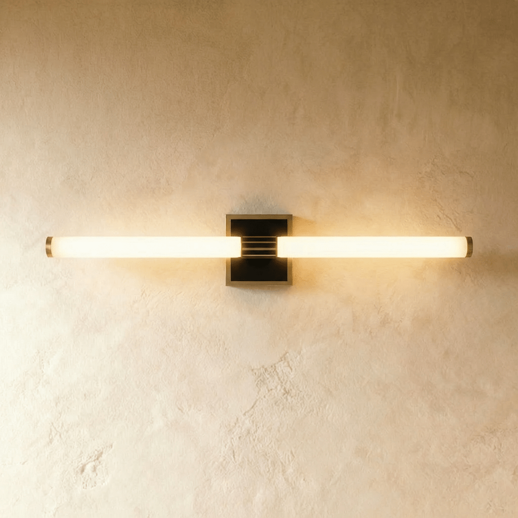 Lacto Wall Lamp