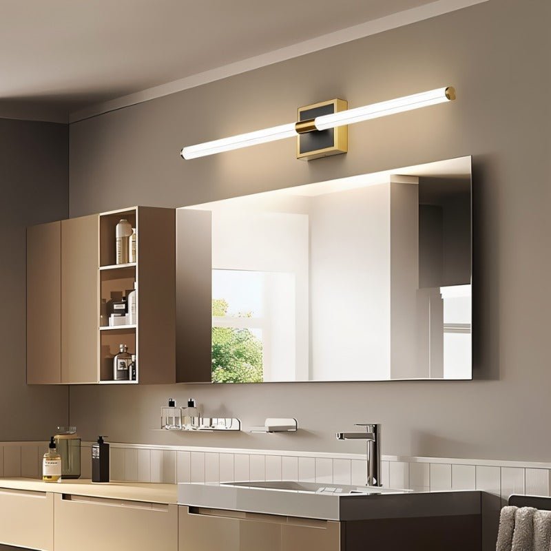 Lacto Wall Lamp