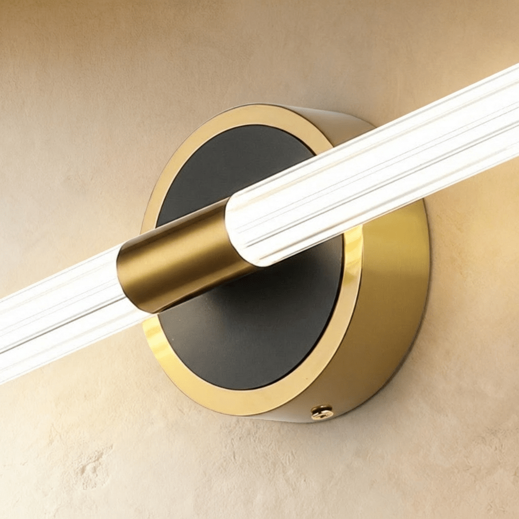 Lacto Wall Lamp