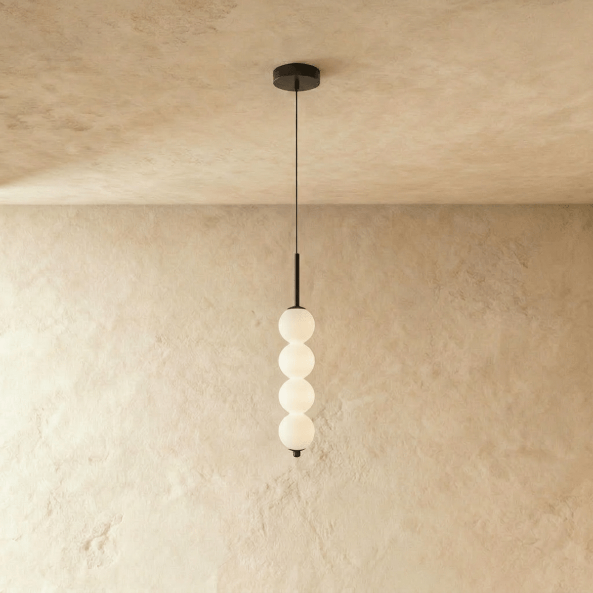 Lavan Pendant Light