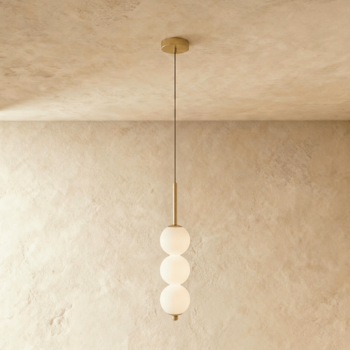 Lavan Pendant Light