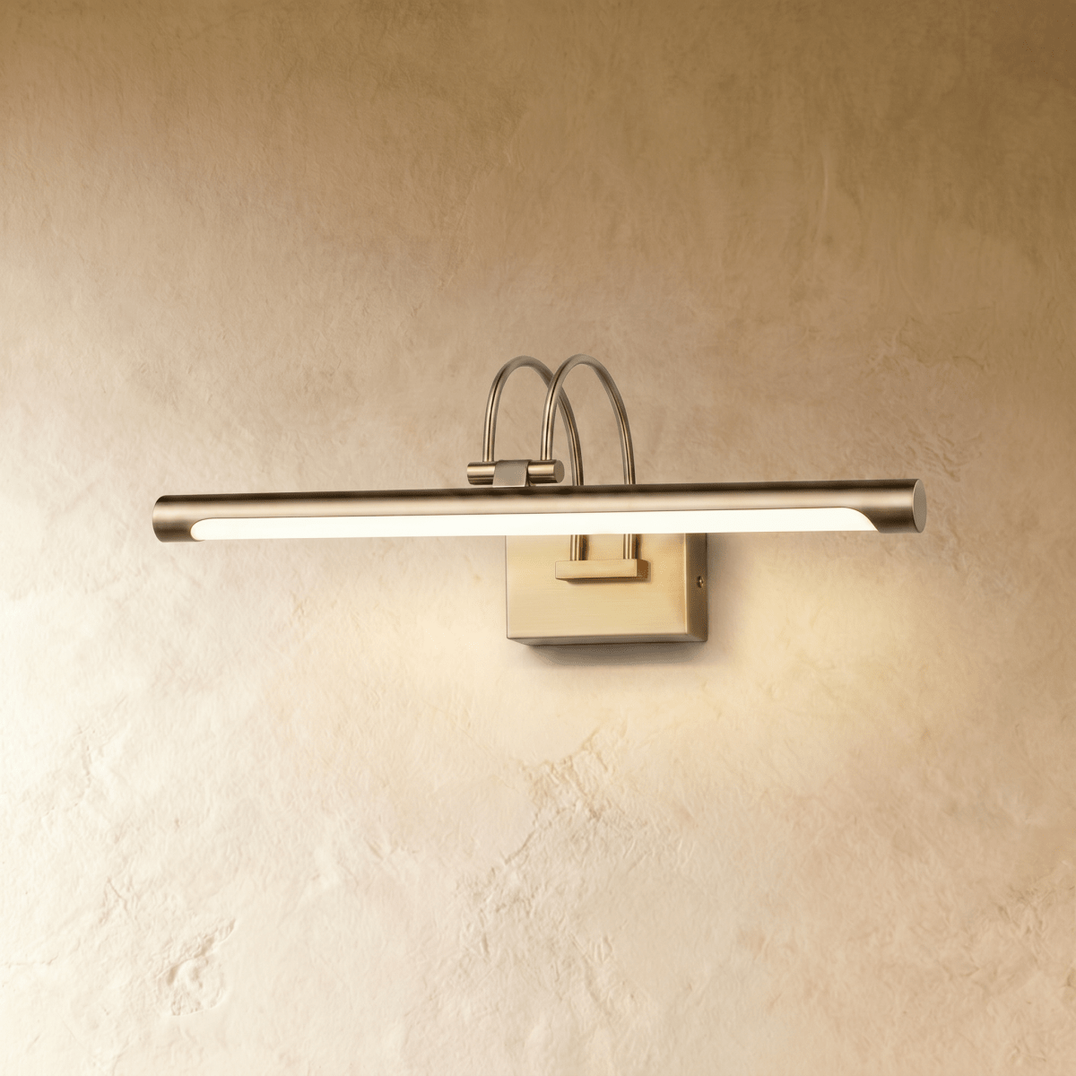 Lazova Wall Lamp