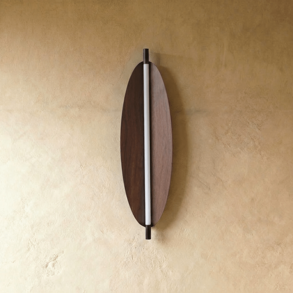 Leveo Wall Lamp