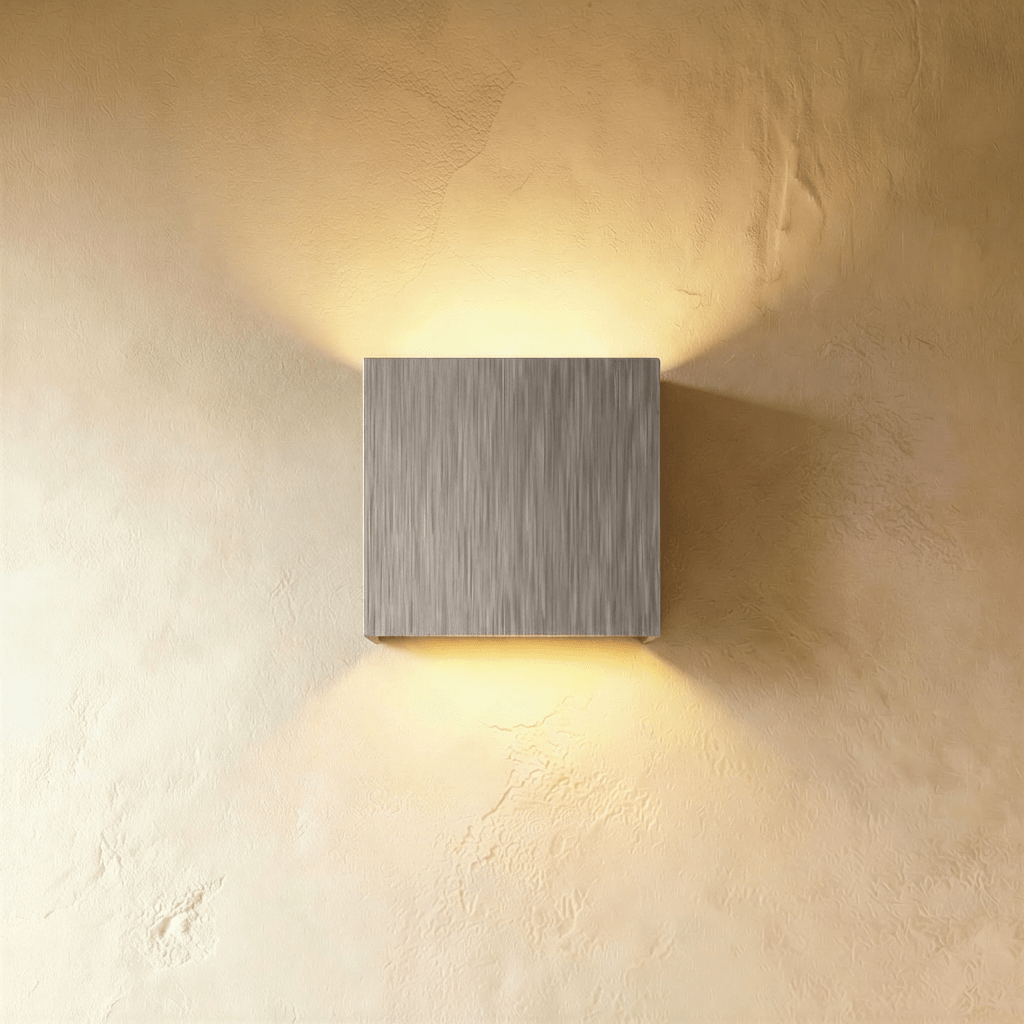 Lior Wall Lamp
