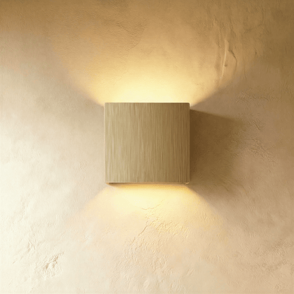 Lior Wall Lamp