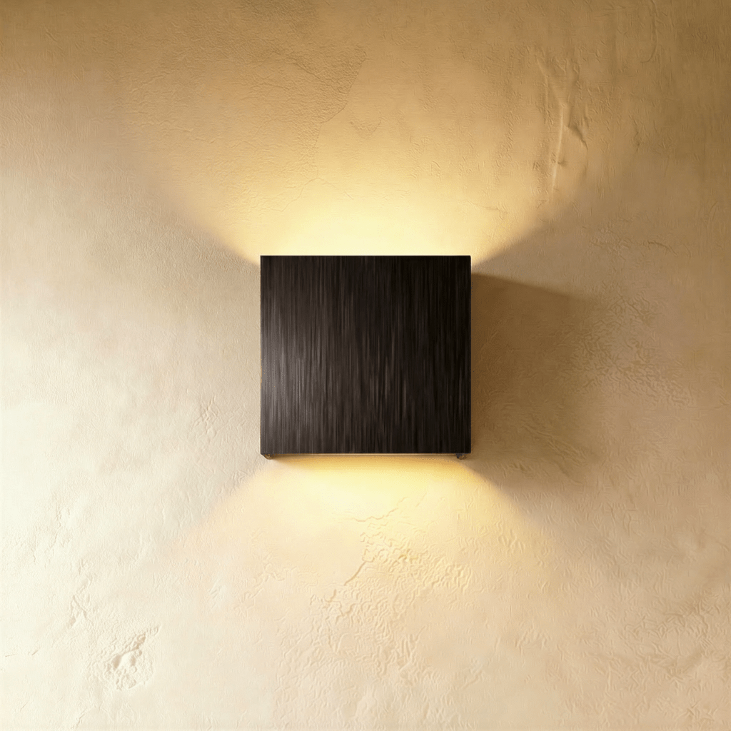 Lior Wall Lamp