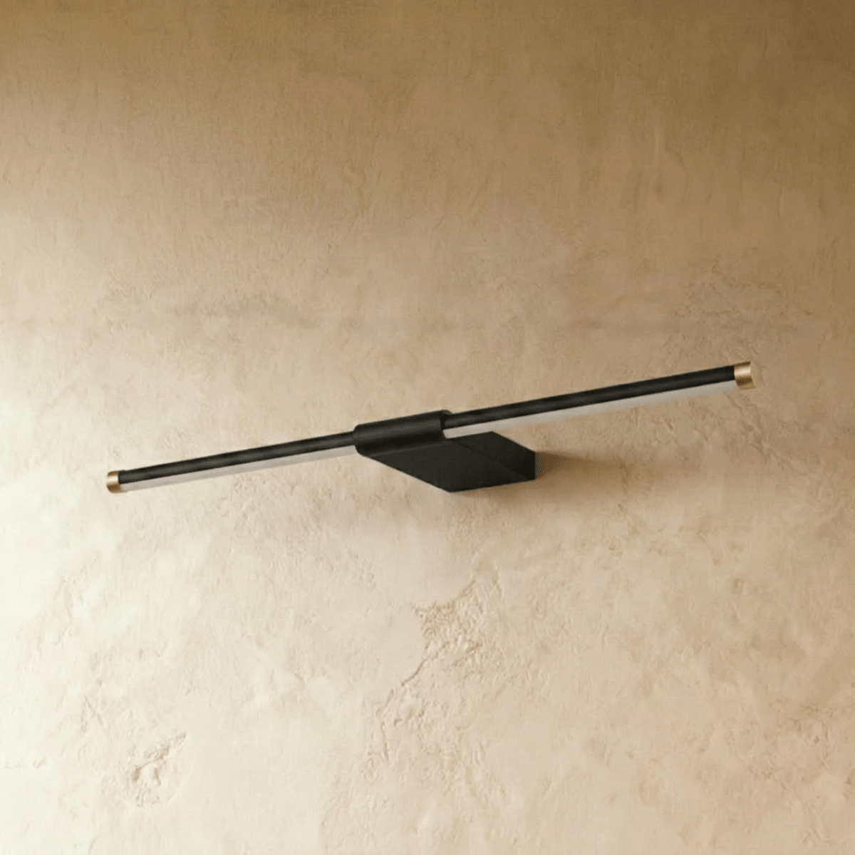 Lisorva Wall Lamp