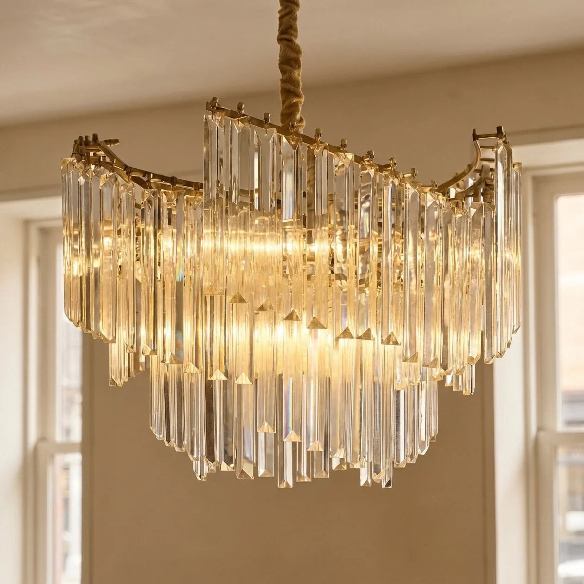 Livok Chandelier