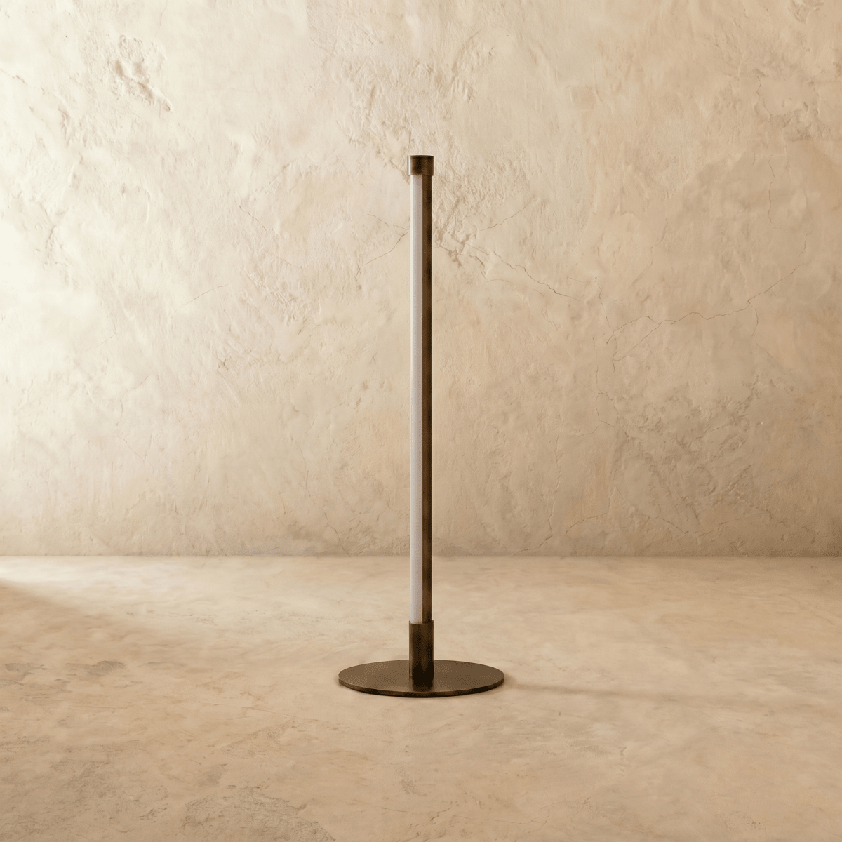 Lotif Table Lamp