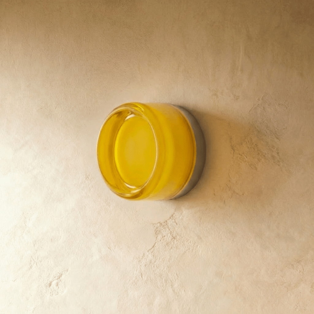 Lugna Wall Lamp