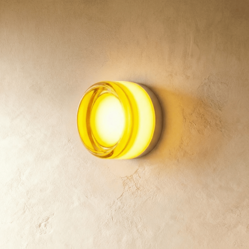 Lugna Wall Lamp