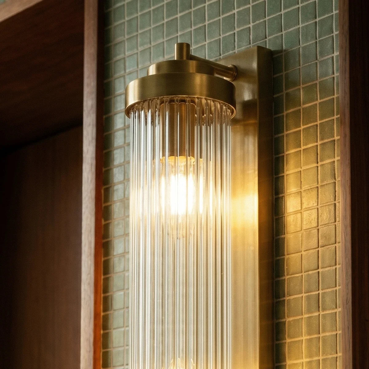 Luxor Wall Lamp