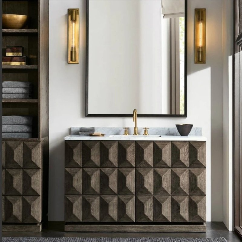 Marduk Wall Lamp