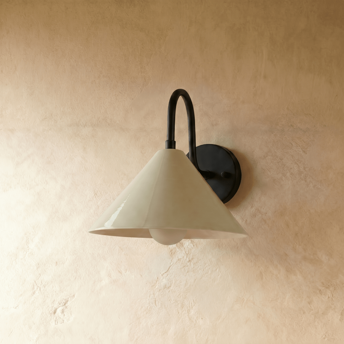 Mariel Wall Lamp