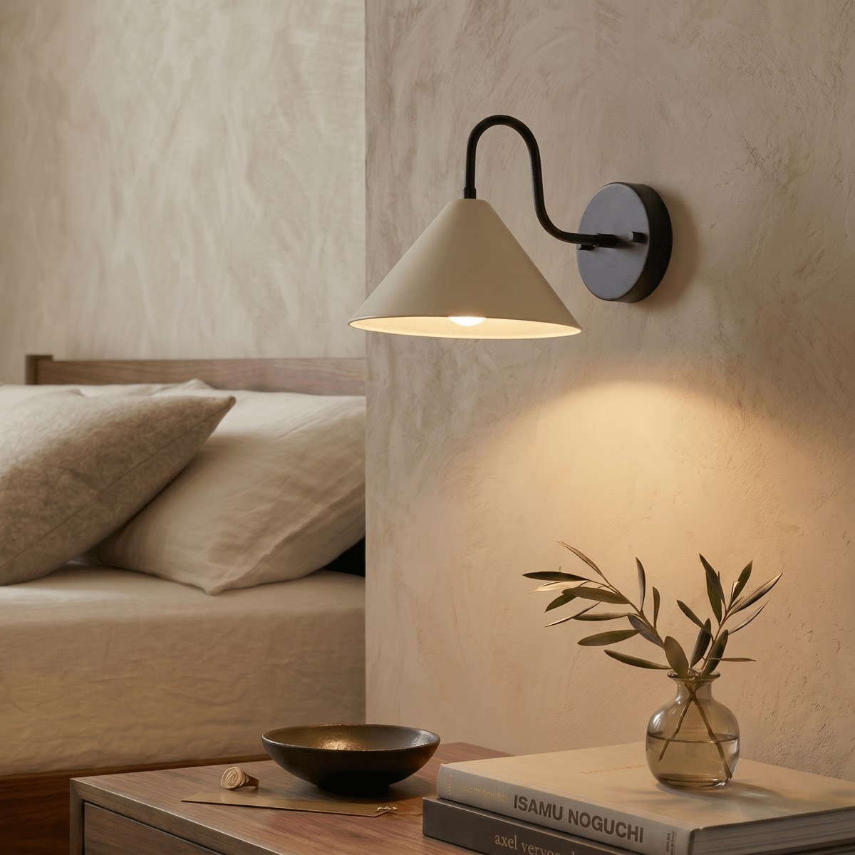 Mariel Wall Lamp