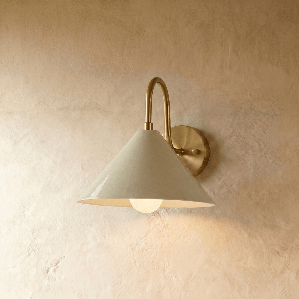 Mariel Wall Lamp