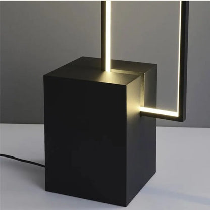 Marmoris Floor Lamp