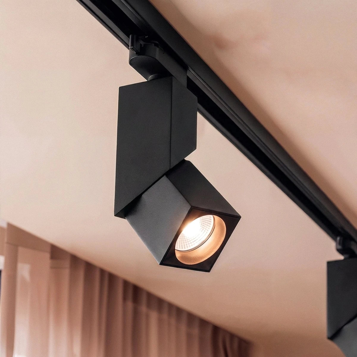 Murakab Downlight