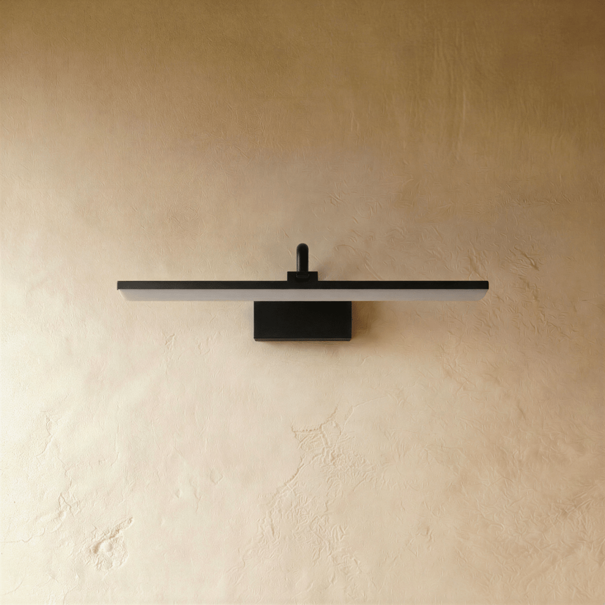 Nagil Wall Lamp