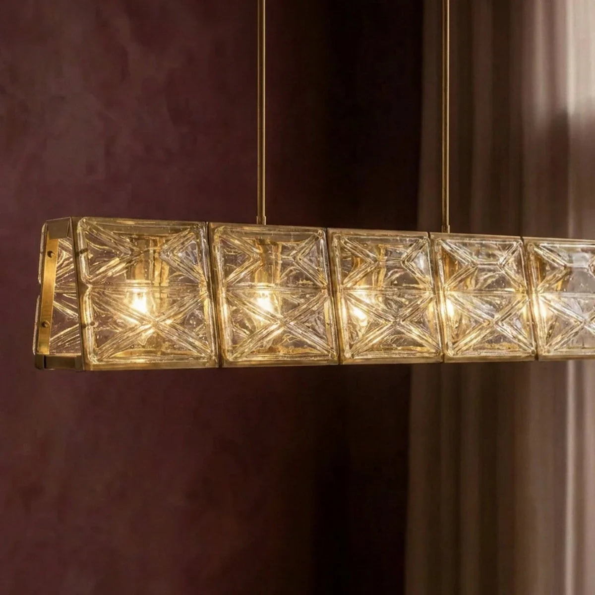 Nyvora Linear Chandelier