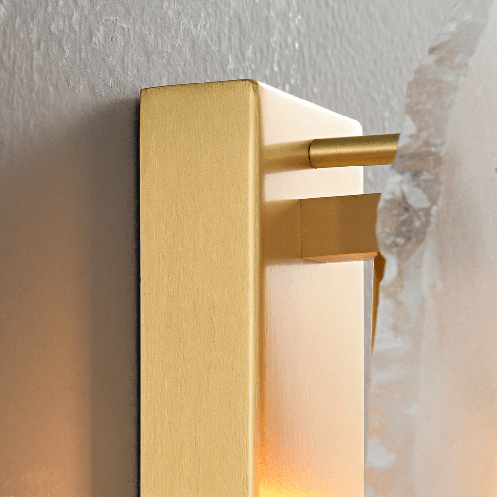 Elora Wall Lamp