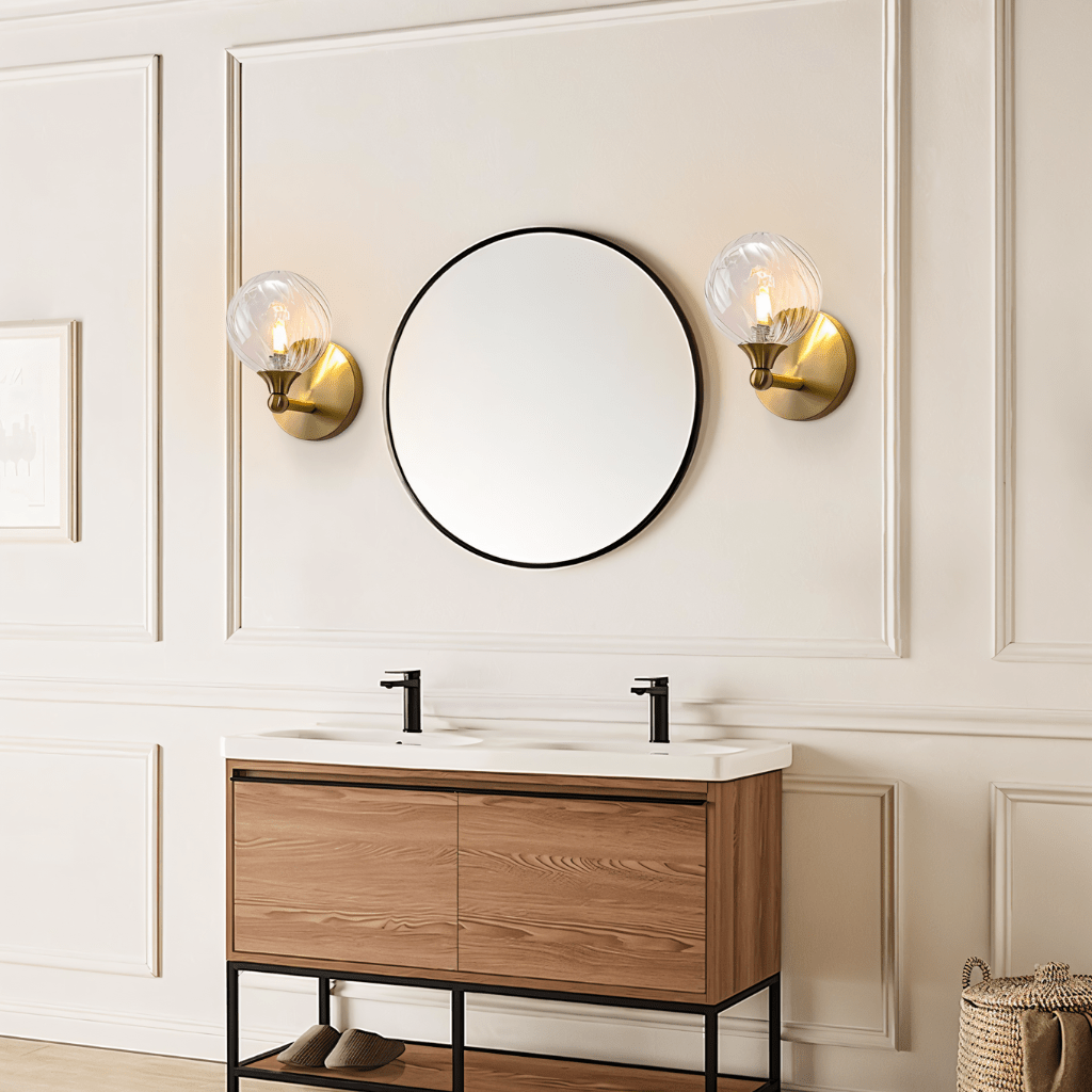 Oleva Wall Lamp