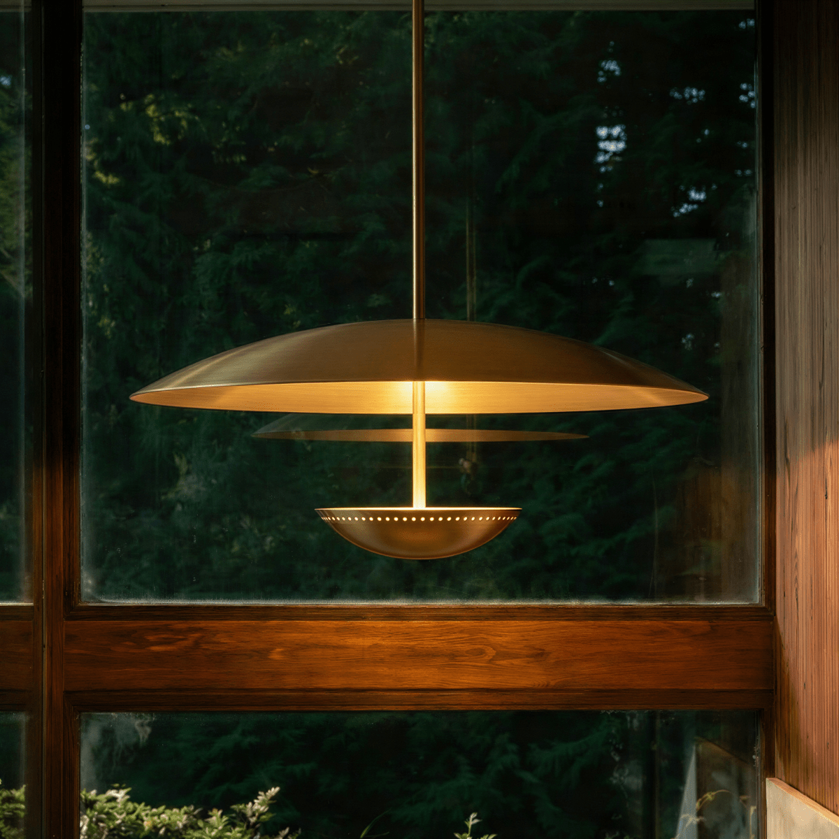 Oralis Pendant Light